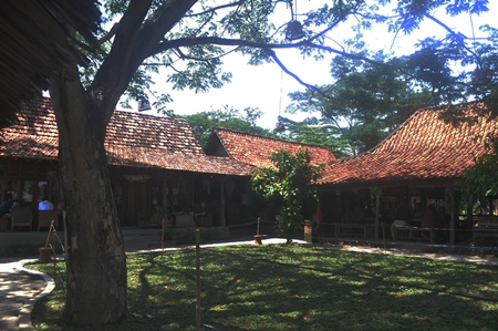 Salah satu spot desa wisata Kampoeng Mataram, Desa Panggungharjo di Kecamatan Sewon, Kabupaten Bantul, Yogyakarta, yang dikelola BUMDes Panggung Lestari. Foto Rienews.com.