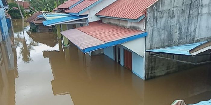 Dua Orang Meninggal Dunia, Ribuan Warga Terdampak Banjir di Sintang