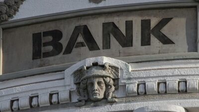 Ilustrasi bank konvensional. Foto JamesQube/pixabay.com.