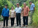 Bupati Karo-Kepala BPBD Sumut Tinjau Jalur Evakuasi Sinabung