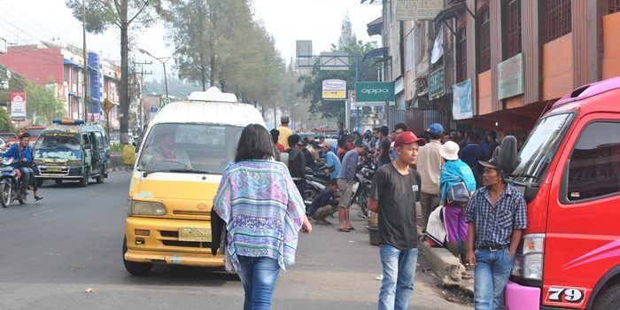 Fenomena “Aron” Buruh Lepas Ladang di Kabupaten Karo