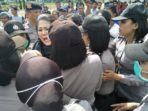 Pedagang dan Pengembang Protes Eksekusi 152 Kios dan Ruko
