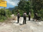 Polisi Cegah Warga Menerobos Zona Merah Sinabung