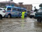 Banjir Jalan Ibu Kota Kabanjahe Akibat Drainase Tak Berfungsi Maksimal