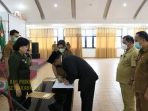 Bupati Karo Lantik Jusup Sukatendel Sebagai Dewas PDAM Tirta Malem