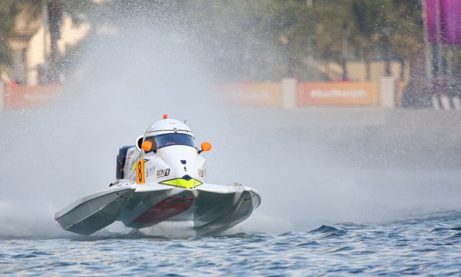 Kejuaraan Dunia F1H2O Powerboat. Foto Arek Rejs | f1h2o.com.