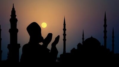 Ilustrasi bulan Ramadan. Foto mohamed_hassan/pixabay.com.