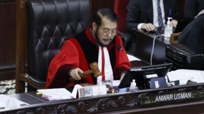 Ketua MK Anwar Usman saat membacakan amar putusan MK. Foto mkri.id.