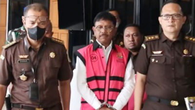 Menteri Johnny Plate Diborgol, Kuntadi Sebut Ini Bukan Pidana Biasa