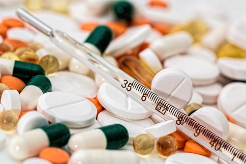 Ilustrasi obat-obatan. Foto stevepb/pixabay.com.
