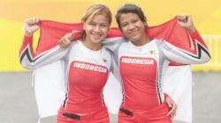 Pebalap putri Indonesia meraih medali emas dan perunggu di Asian Games Hangzhou, Sifa Amellya Nur dan Jasmine Azzahra Setyobudi di nomor BMX racing. Foto PB ISSI/Nick Hanoatubun.