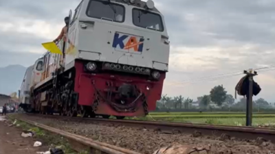 Pakar Transportasi Minta Double Track KA di Jalur Selatan Segera Dibangun