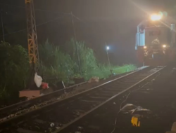 KA Pandalungan Tujuan Gambir-Jember Anjlok di Sidoarjo