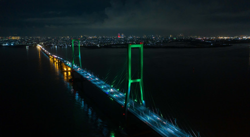 Penampakan jembatan Suramadu yang menghubungkan Jawa Timur dengan Pulau Madura pada 2022. Foto binamarga.pu.go.id.