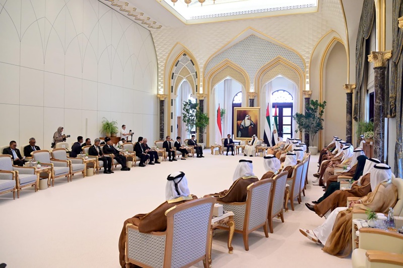Pertemuan bilateral Presiden Jokowidengan Presiden Mohamed bin Zayed Al Nahyan (MBZ) di Qasr Al Watan, Abu Dhabi, pada Rabu, 17 Juli 2024. Foto BPMI Setpres/Muchlis Jr.