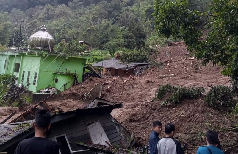 Dampak longsor di lokasi wisata Karo di Desa Raja Berneh, Kecamatan Berastagi, Kabupaten Karo, Sumatera Utara. Foto Istimewa.