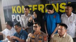 Polda Jawa Barat menggelar konferensi pers kasus rudapaksa dokter Priguna terhadap keluarga pasien di RSHS Bandung. Foto tangkap layar akun Instagram @ humaspoldajabar.