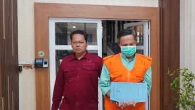 Kejaksaan Tinggi Jawa Tengah melakukan penahanan terhadap mantan Penjabat Bupati Cilacap (2023-2024), Awaluddin Muuri dalam kasus korupsi senilai Rp237 miliar.