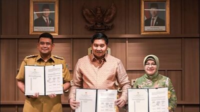 Gubernur Sumatera Utara Bobby Nasution bersama Menteri Perumahan dan Kawasan Permukiman (PKP) Maruarar Sirait di Jakarta, Selasa, 1 Juli 2025. Foto Istimewa.