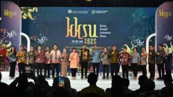 Gubernur Sumatera Utara Bobby Nasution saat pembukaan Karya Kreatif Sumatera Utara (KKSU) 2025 di Tiara Convention Centre, Jalan Cut Mutia Nomor 1, Medan, pada Jumat, 18 Juli 2025. Foto Fahmi Aulia.