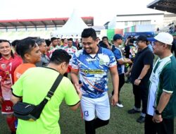 Bobby Buka Kejuaraan Mini Soccer Jurnalis Championship