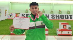 Prajurit Yonif 122/Tombak Sakti, Sertu Pintar Pianus Waruwu menyabet dua medali Perak dalam Kejuaraan Nasional Menembak 2025. Foto Istimewa.