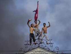 Aksi Protes Gen Z kepada Pemerintah Nepal, Rumah Menteri Dibakar