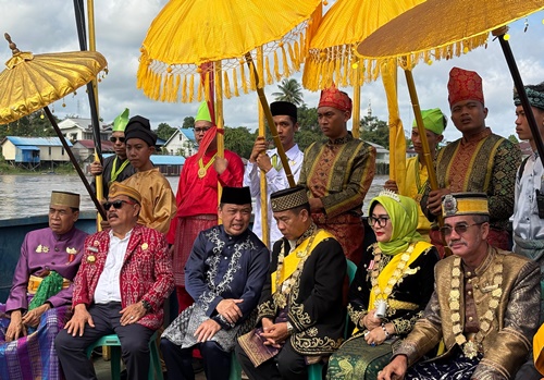 Raja Tayan Gusti Yusri mengapresiasi Gubernur Kalimantan Barat, Ria Norsan, yang mendukung penuh pelaksanaan Festival Budaya Tayan tahun 2025. Foto Istimewa.