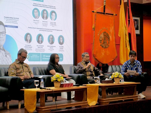 Diskusi Panel: Kepercayaan, Transparansi, dan Akuntabilitas melalui Social License to Operate.