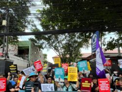 Lawan Pembungkaman Pers, Jurnalis Demo di Sidang Perdata TEMPO Vs Mentan Amran