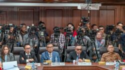 Sidang pembacaan putusan Mahkamah Kehormatan Dewan (MKD) DPR RI terhadap dugaan pelanggaran kode etik anggota DPR RI, Ahmad Sahroni (Nasdem), Adies Kadir (Golkar), Surya Utama alias Uya Kuya (PAN), Nafa Indira Urbach (Nasdem), dan Eko Hendro Purnomo alias Eko Patrio (PAN). Foto Mario/dpr.go.id.