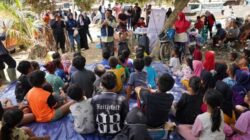 Program pendampingan dan trauma healing bagi anak-anak di Desa Menanggini, Kabupaten Aceh Tamiang. Foto Istimewa.