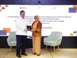 Menko Perekonomian Airlangga Tinjau Pelaksanaan Program Magang Nasional di Telkom