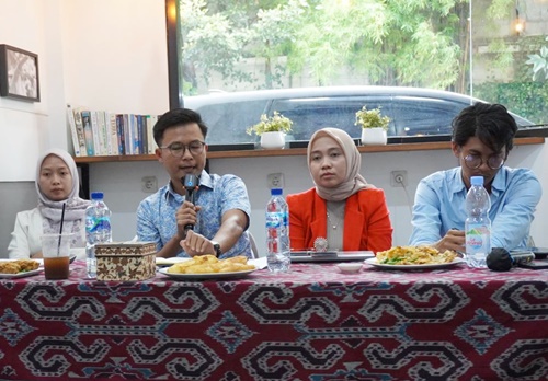 Indonesian Parliamentary Center (IPC) bersama Sindikasi Pemilu dan Demokrasi dalam peluncuran policy brief bertajuk “Reformasi Sistem Pemilu: Mengembalikan Fungsi Representasi Politik dan Keseimbangan Kekuasaan dalam Sistem Presidensial Indonesia. Foto Istimewa.