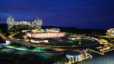 Presiden Prabowo Subianto tiba di Ibu Kota Nusantara (IKN) pada Senin, 12 Januari 2026 sekitar pukul 18.44 WITA. Foto Setyawan/Otorita IKN.