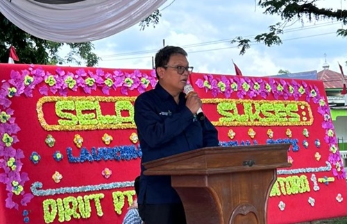 Direktur PT Tembakau Deli Medica Tahi Sahata Manurung saat meresmikan Pelayanan BPJS Kesehatan di RSU Tanjung Selamat di Kecamatan Padang Tualang, Kabupaten Langkat, Sumatera Utara, pada Selasa, 12 Mei 2026.