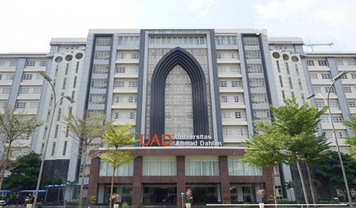 Universitas Ahmad Dahlan.