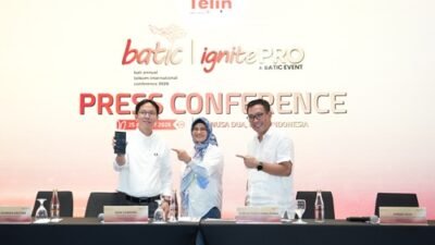 Kiri ke kanan: Chief Executive Officer Telin Abdul Rahman Ansyori, Direktur Utama Telkom Dian Siswarini dan Direktur Wholesale & International Service Telkom Budi Satria Dharma Purba saat konferensi pers BATIC 2026 di Nusa Dua, Bali, Selasa (25/8). Mengusung tema “Uniting Ecosystem to Drive Connected Progress”, BATIC 2026 menjadi platform strategis yang mempertemukan pelaku industri, regulator, penyedia teknologi, hyperscaler, investor, dan pemangku kepentingan digital untuk mendorong kolaborasi serta pertumbuhan ekosistem digital kawasan.
