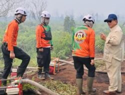 Presiden Prabowo Tinjau Lokasi Kebakaran Hutan dan Lahan di Kalimantan
