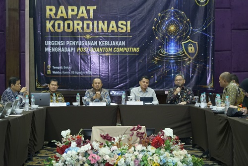 Kemenko Polkam, BSSN, Telkom, serta perwakilan kementerian, lembaga, industri, akademisi, dan komunitas keamanan siber memperkuat kolaborasi nasional melalui Rapat Koordinasi Urgensi Penyusunan Kebijakan Menghadapi Post-Quantum Computing (PQC).